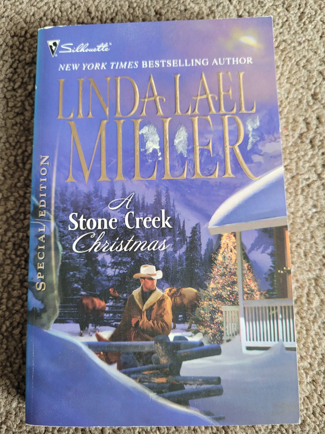 A Stone Creek Christmas by Linda Lael Miller