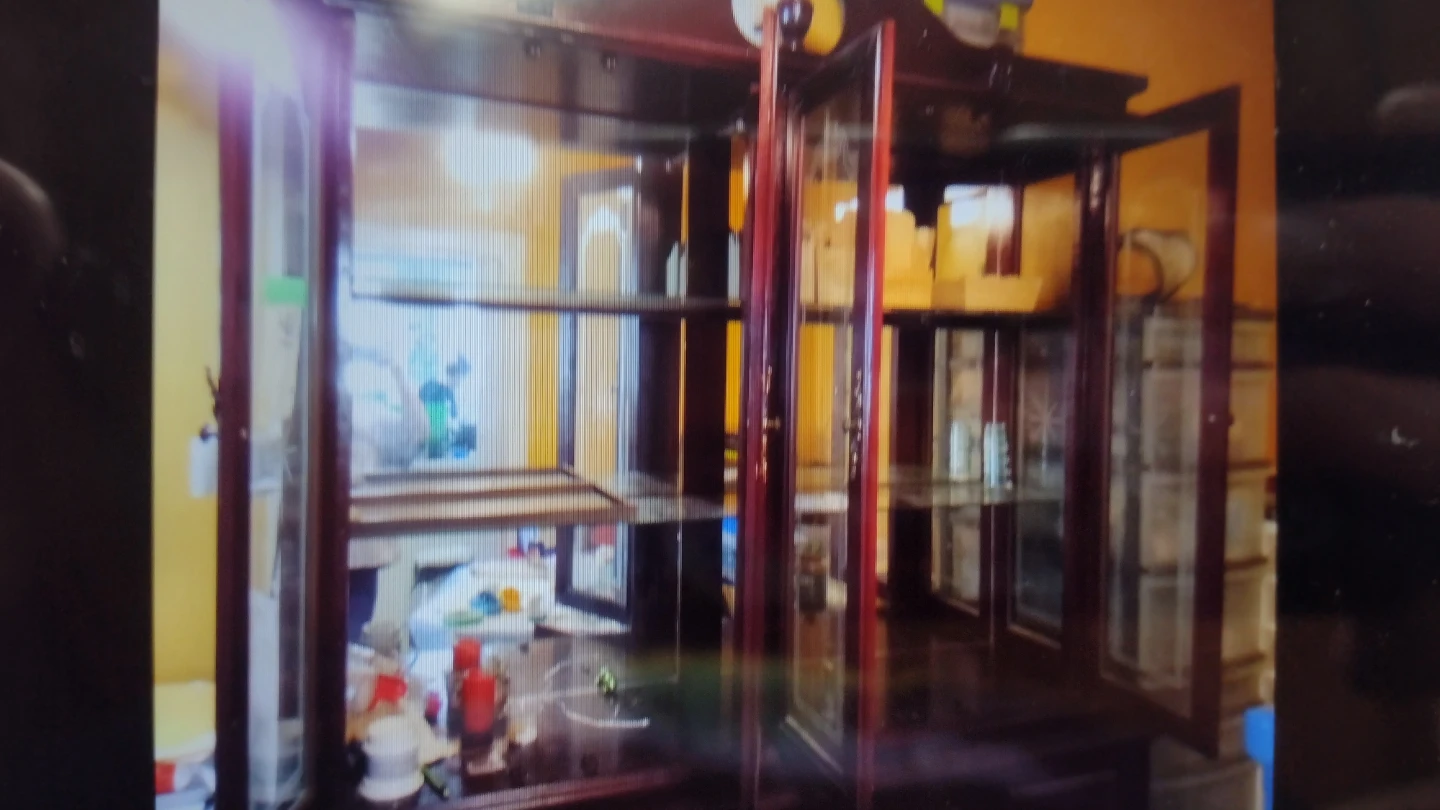 Dark Wood Display Cabinet with Glass Doors - photo 4