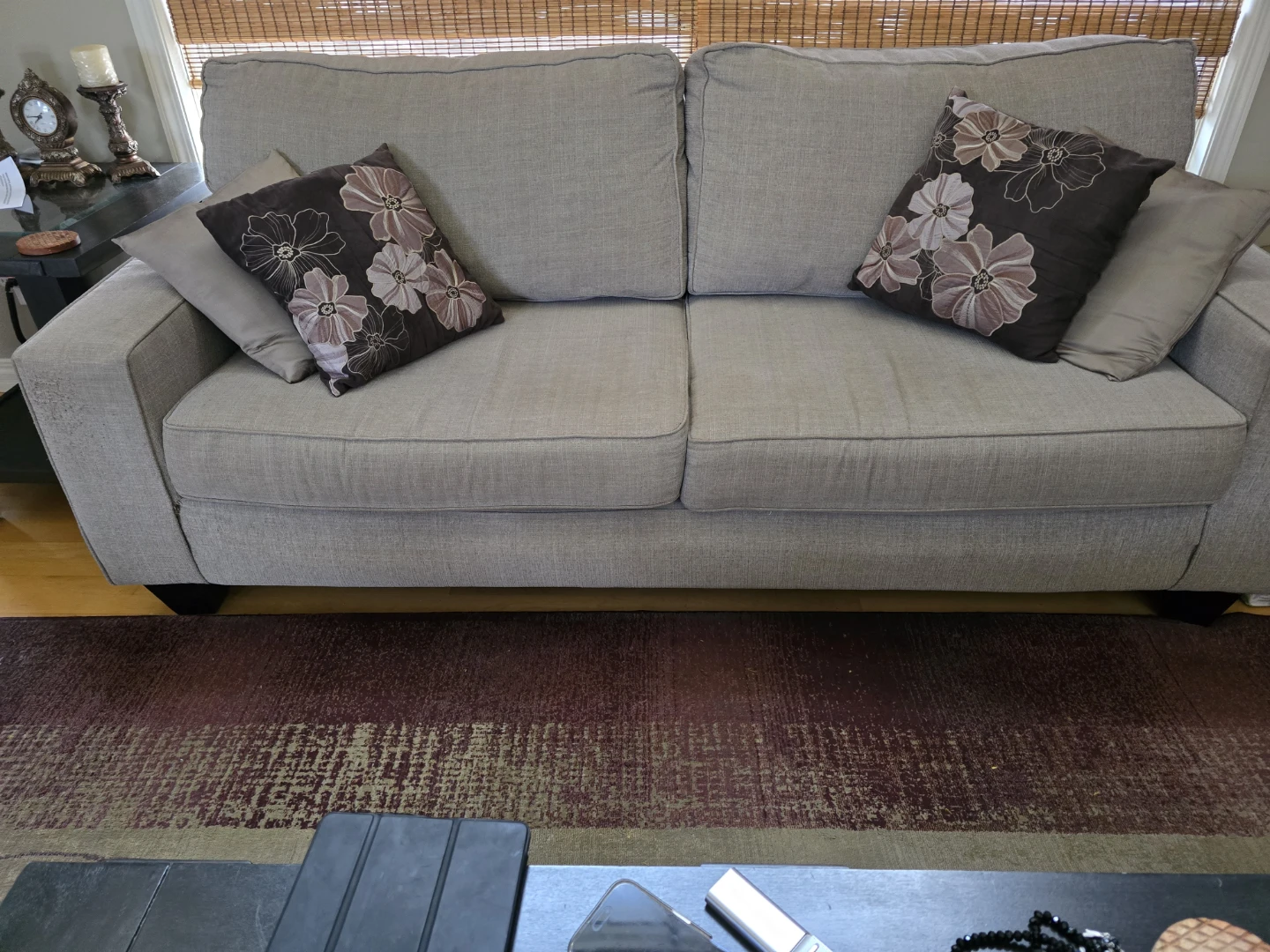 Sofa set