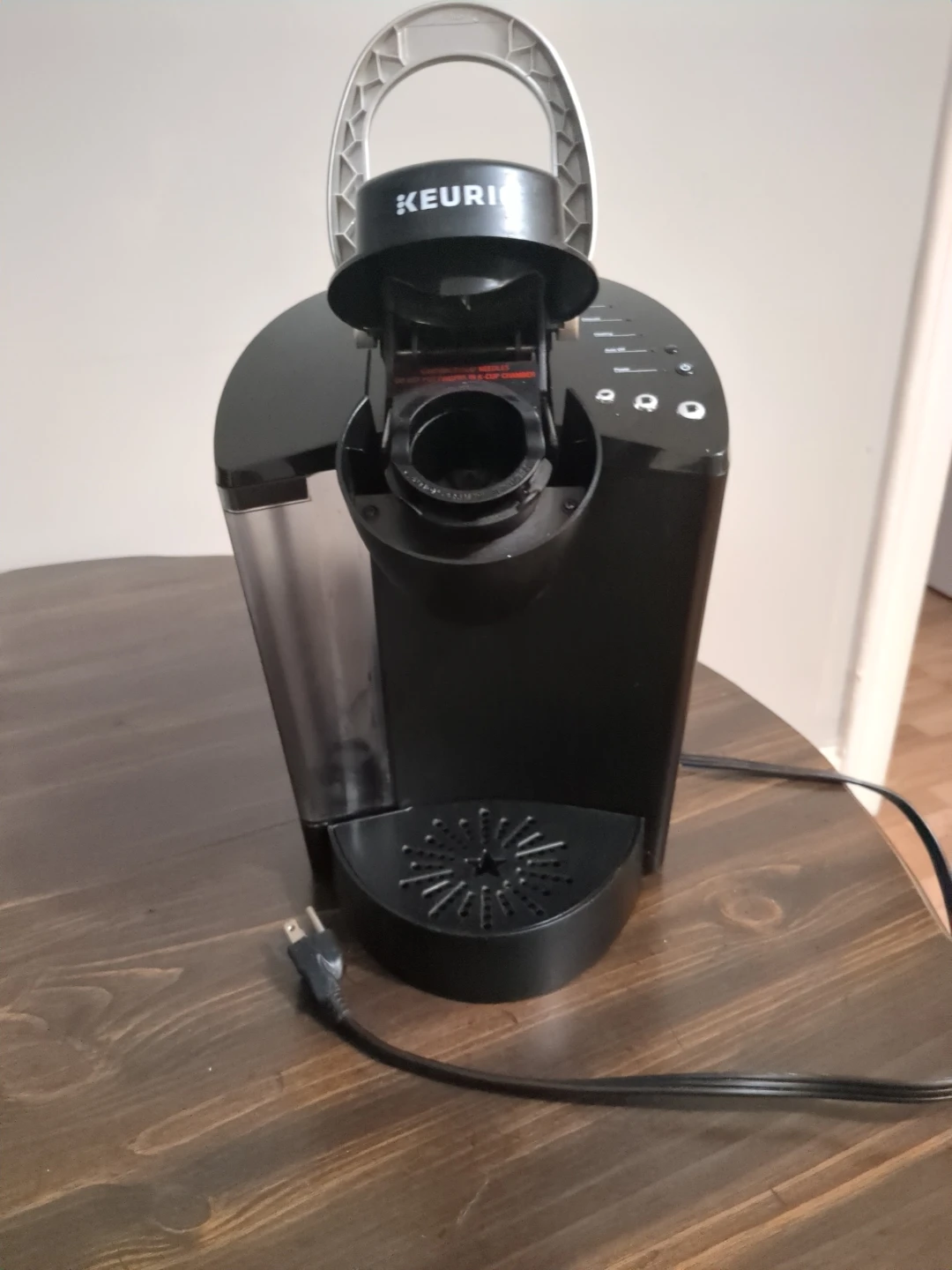 Keurig K50 Classic Coffee Pod Maker - photo 4