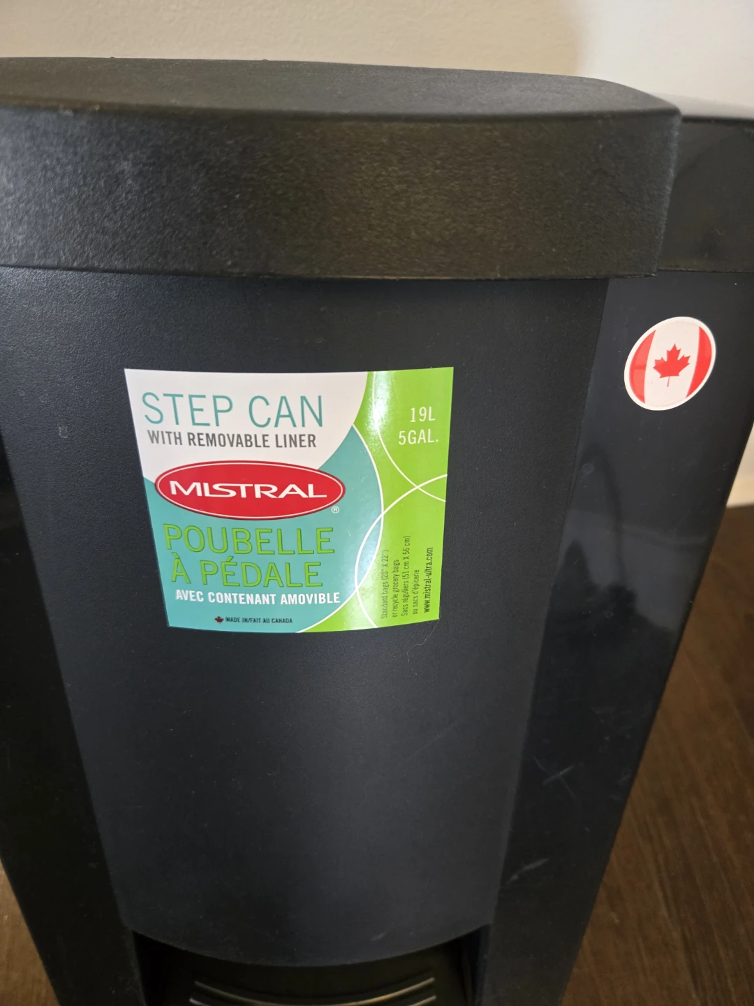 Mistral 1.9L Step Can with Removable Liner - photo 5