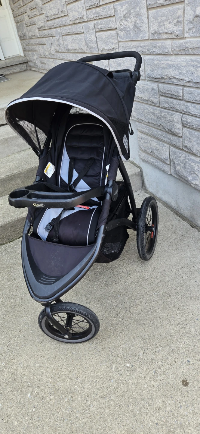Graco Jogging Stroller - photo 2