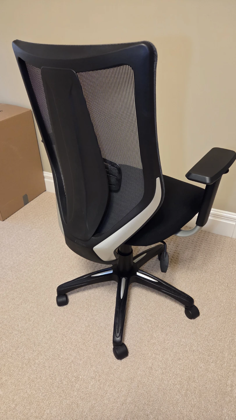 Black Mesh Office Chair - photo 2