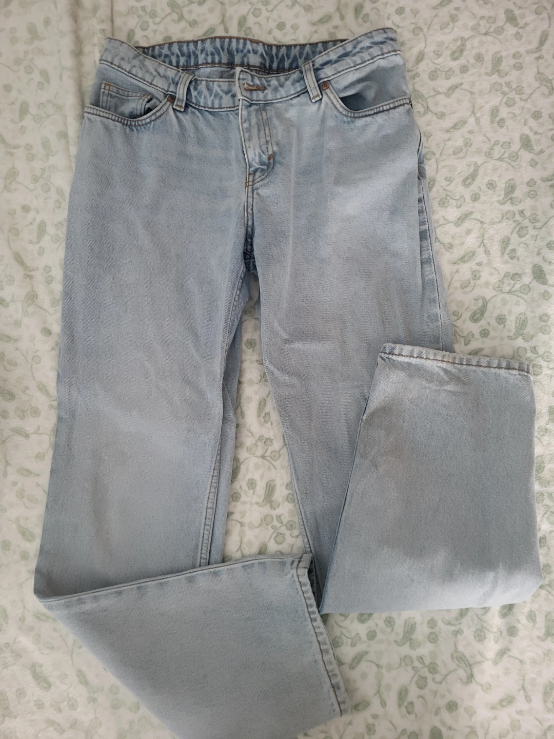 Monki Light Wash Denim Jeans - Size 28/30