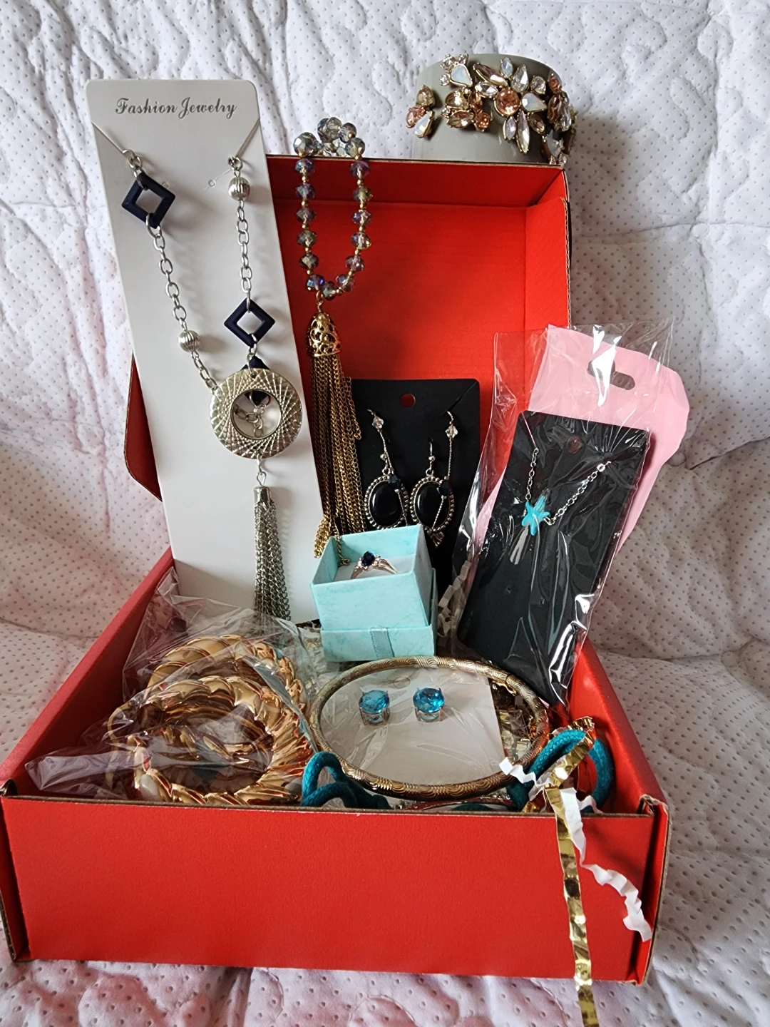 Assorted Fashion Jewelry Bundle