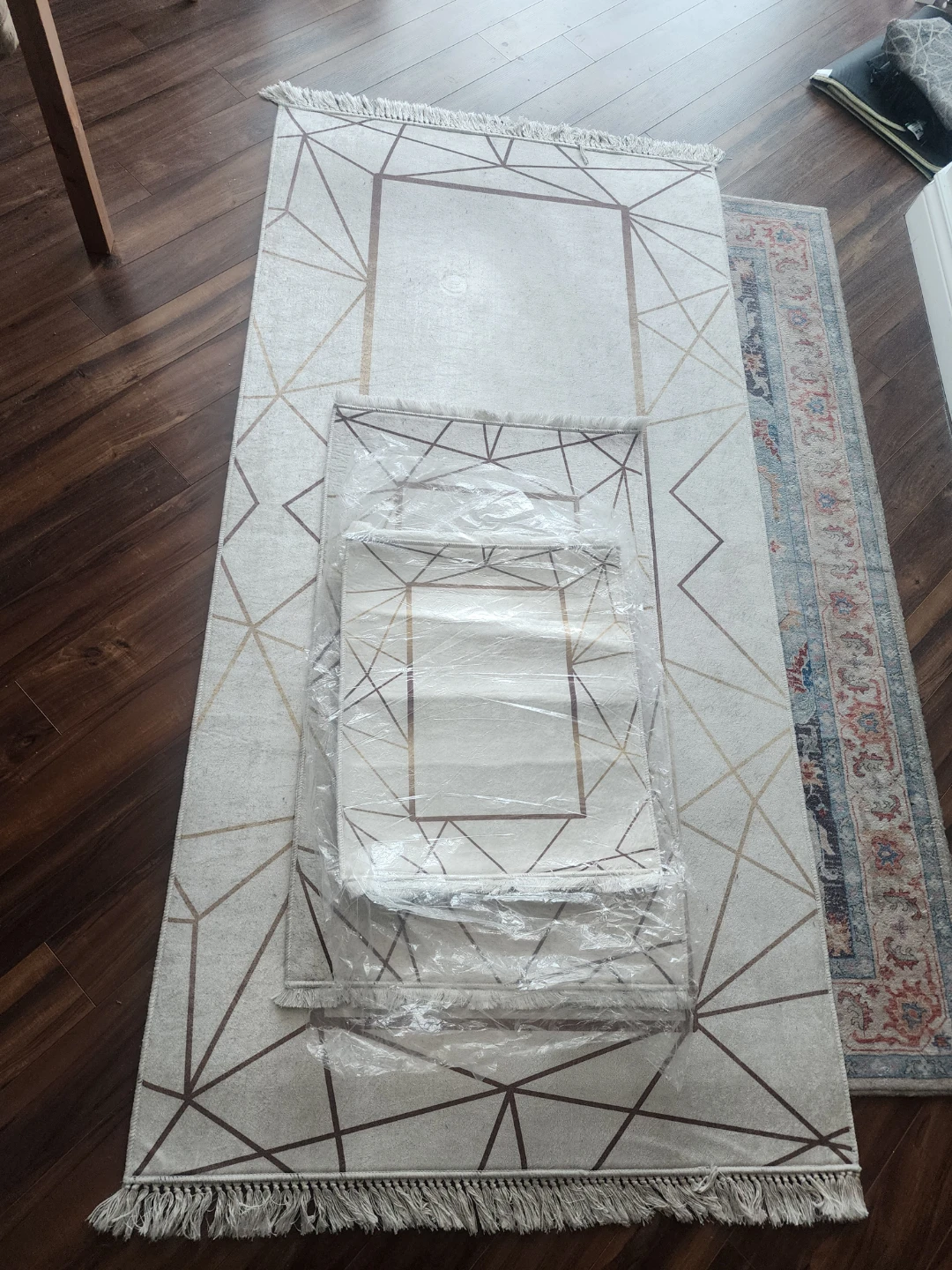 Turkish Geometric Pattern Accent Rugs - photo 3