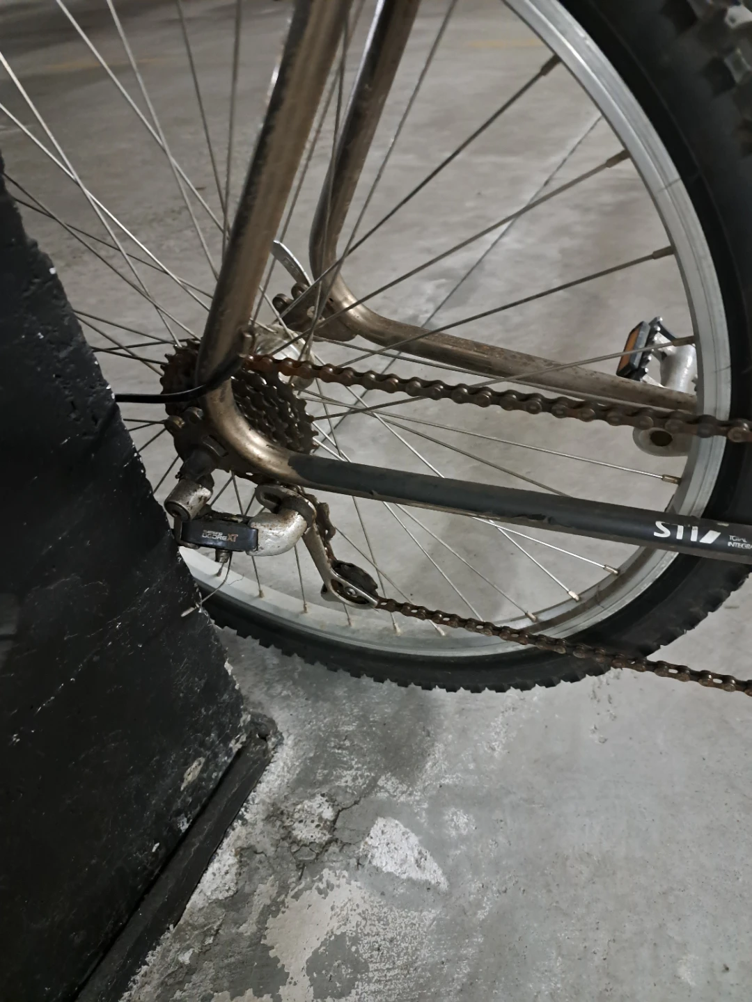 Genesis Mountain Bike - photo 5