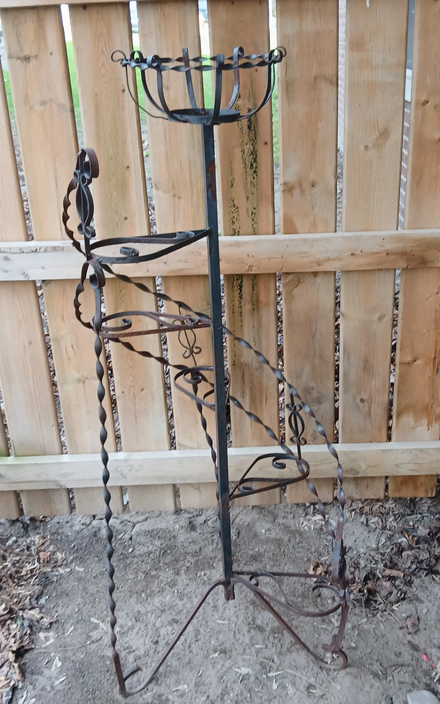 Msm vintage Wrought Iron Plant Stand