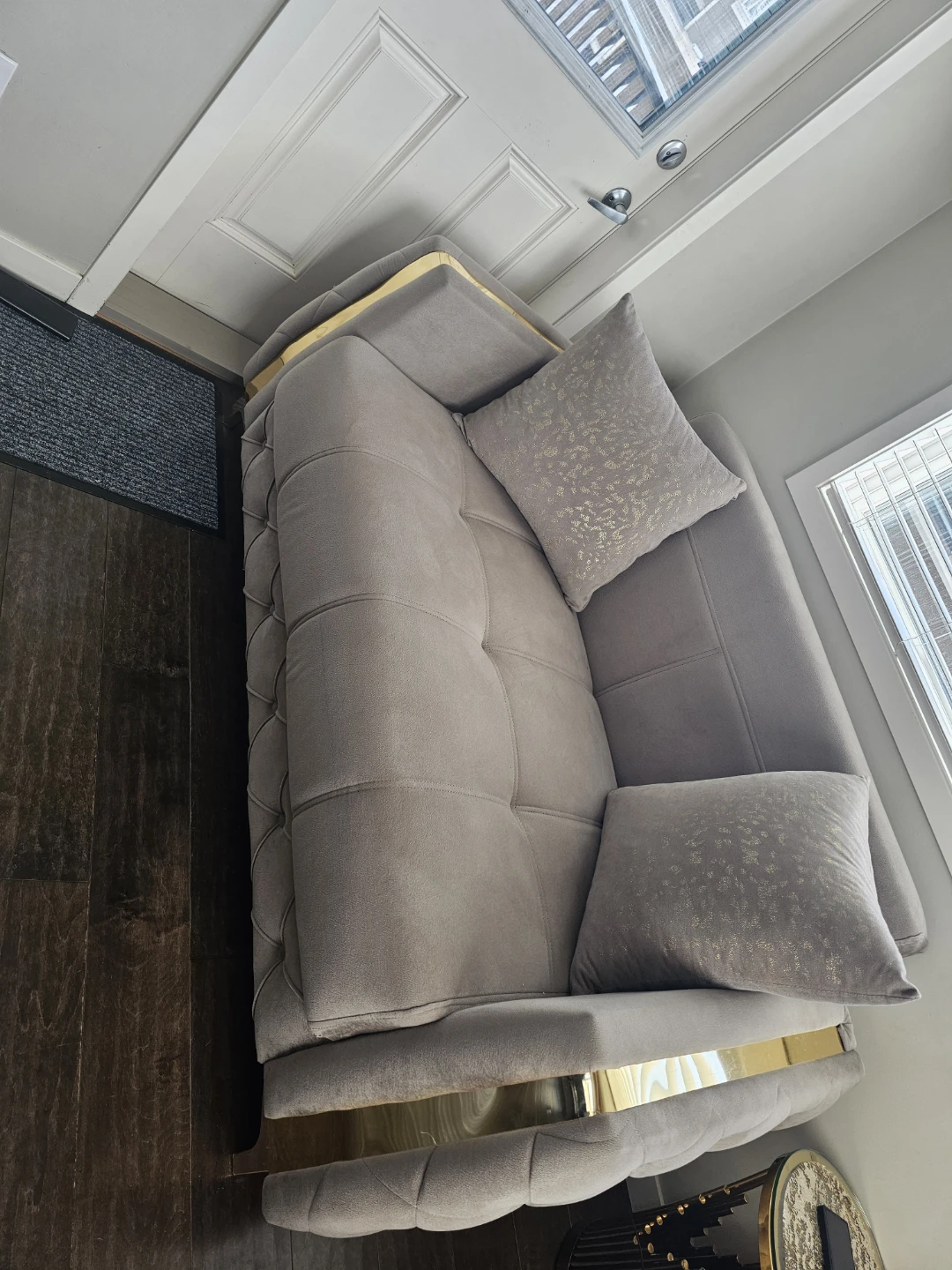 Loveseat (like new used only 6 months) - photo 5