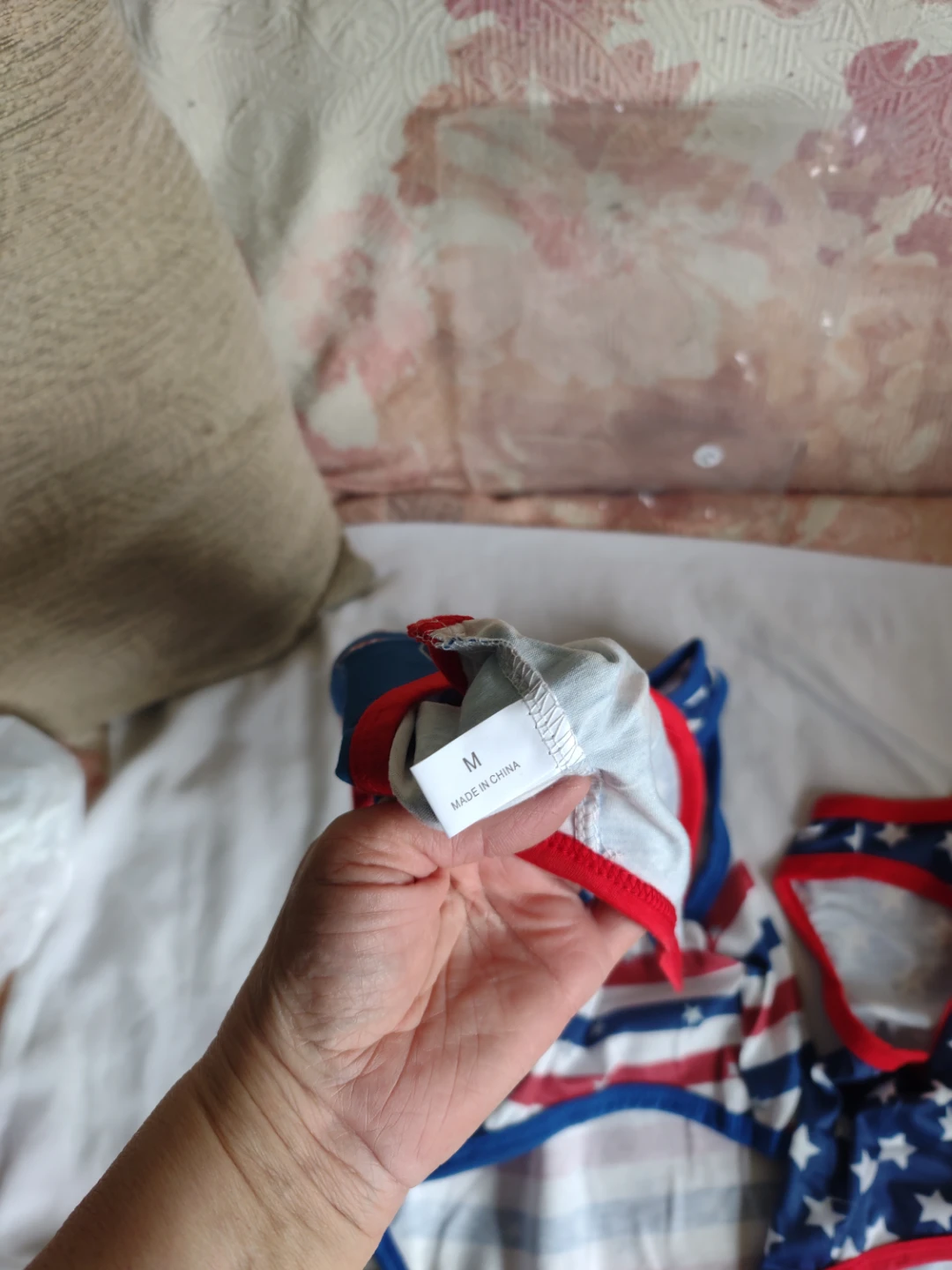 Medium size pet clothes - photo 3