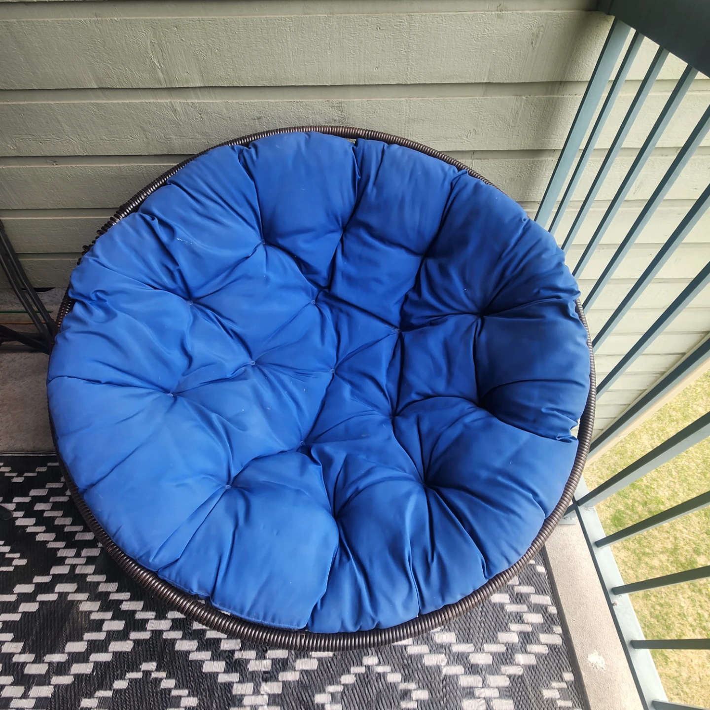 Papasan Chair with Blue Cushion - photo 2