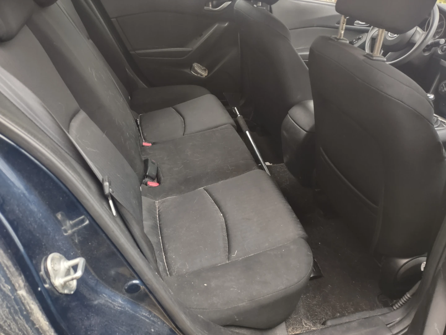 Mazda 3 Sedan - photo 2