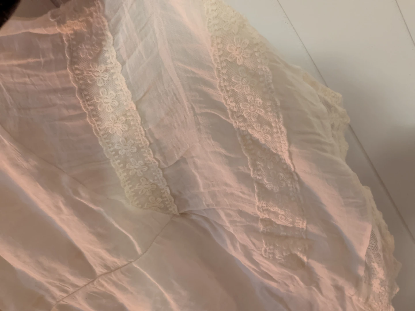 White Lace Trim Blouse - photo 3