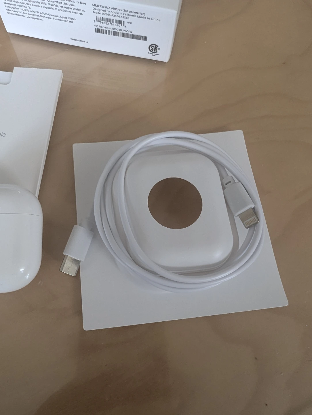 Apple AirPods (3rd generation) with MagSafe Charging Case - photo 5