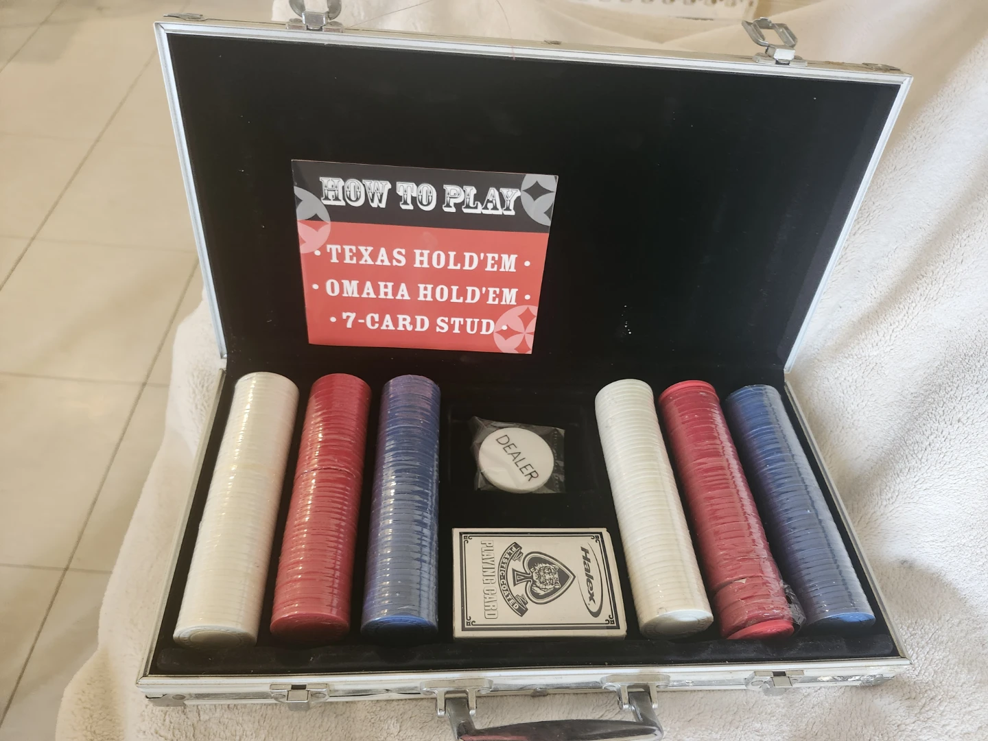 Poker Chip Set with Case