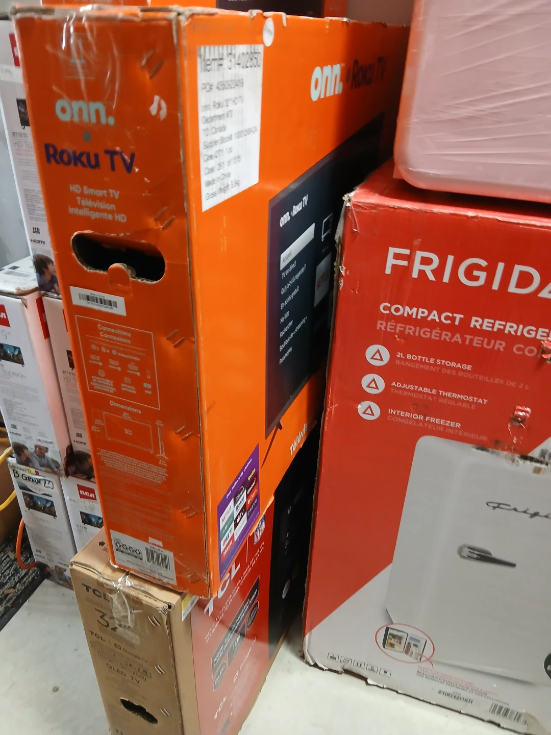 32" Smart Tvs Available on Sale