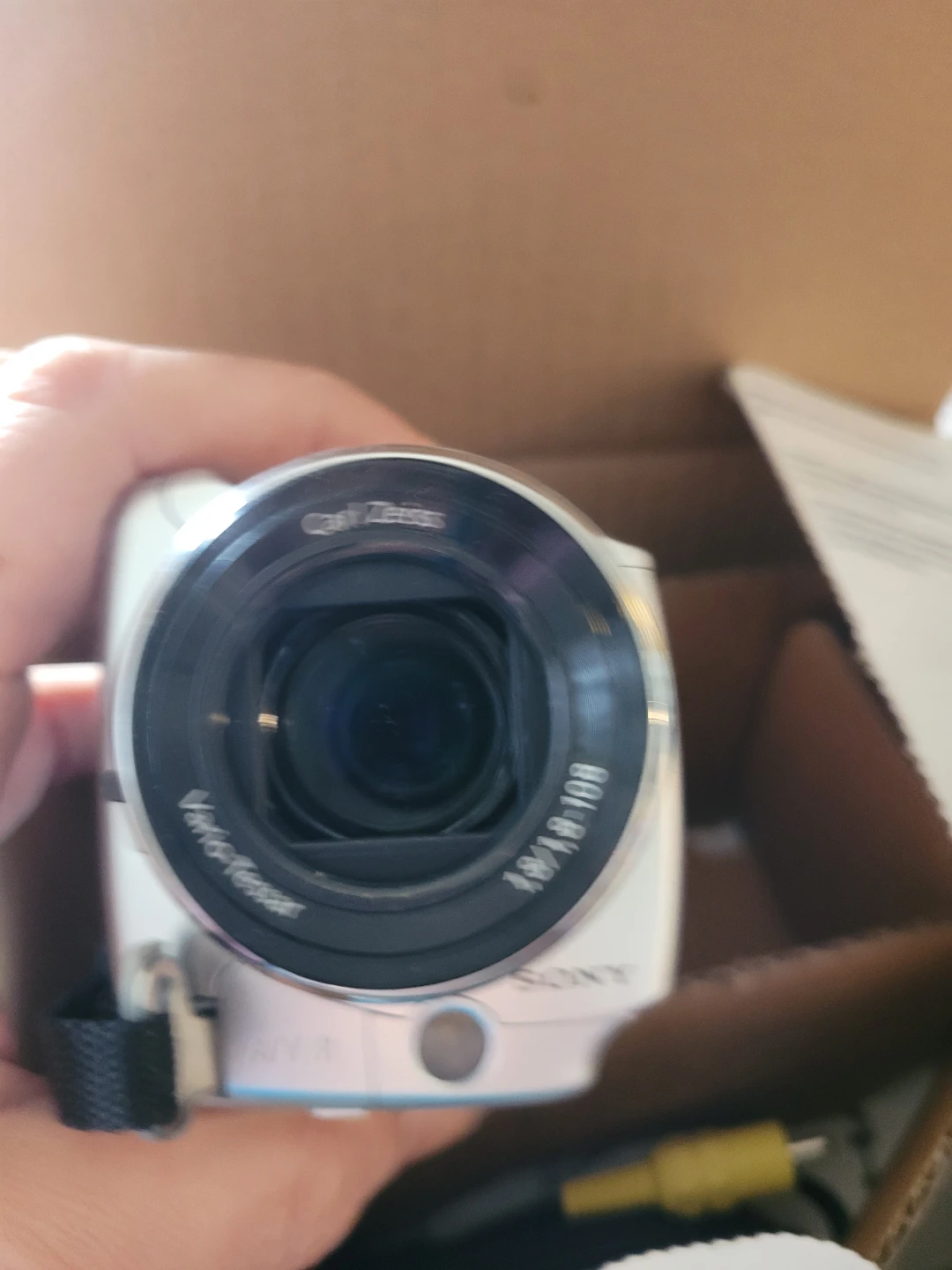 Sony Handycam DCR-SR68 Camcorder - photo 5