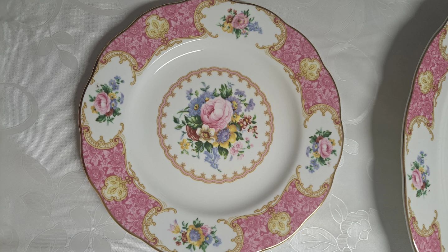 New Royal Albert Lady Carlyle Oval Platter&2 plates - photo 5
