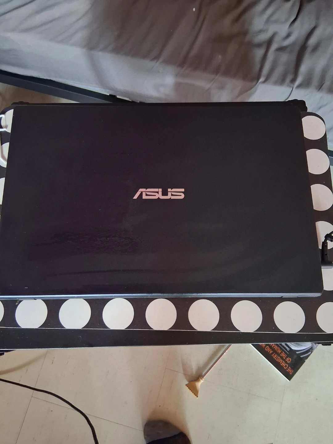 ASUS VivoBook Laptop - photo 2