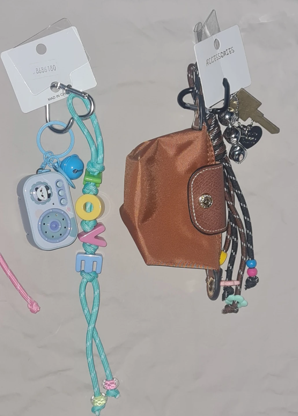 Set of 3 Assorted Novelty Keychains - photo 2