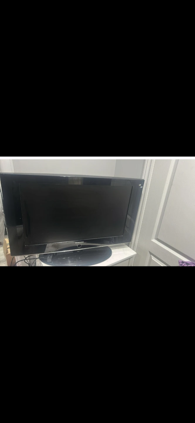 Samsung 40 inch TV