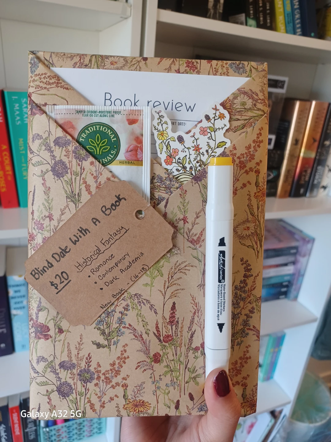 Blind Date With A Book - New & Wrapped Books - photo 2