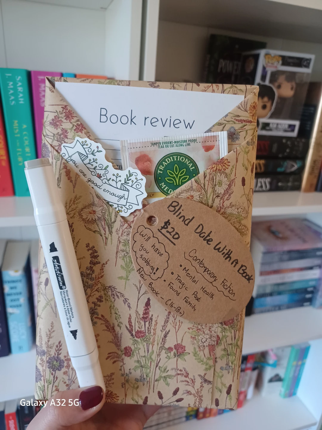 Blind Date With A Book - New & Wrapped Books - photo 3