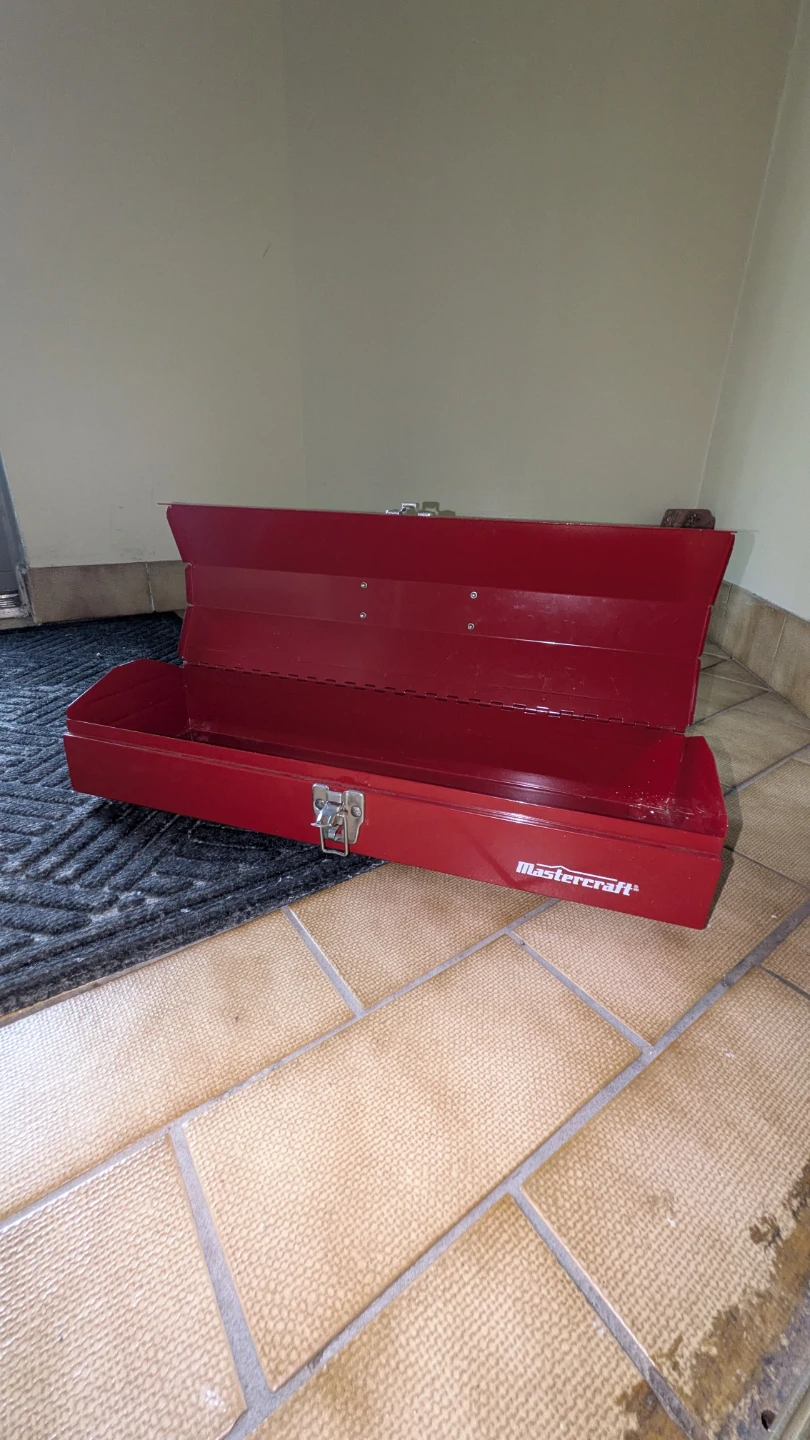 Mastercraft Red Metal Toolbox - photo 2
