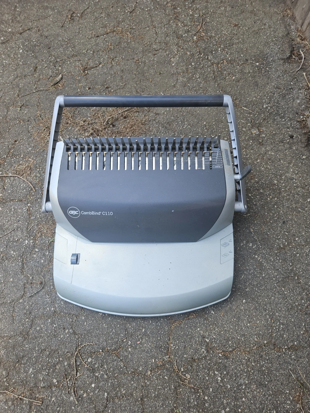 GBC CombBind C110 Comb Binder - photo 2