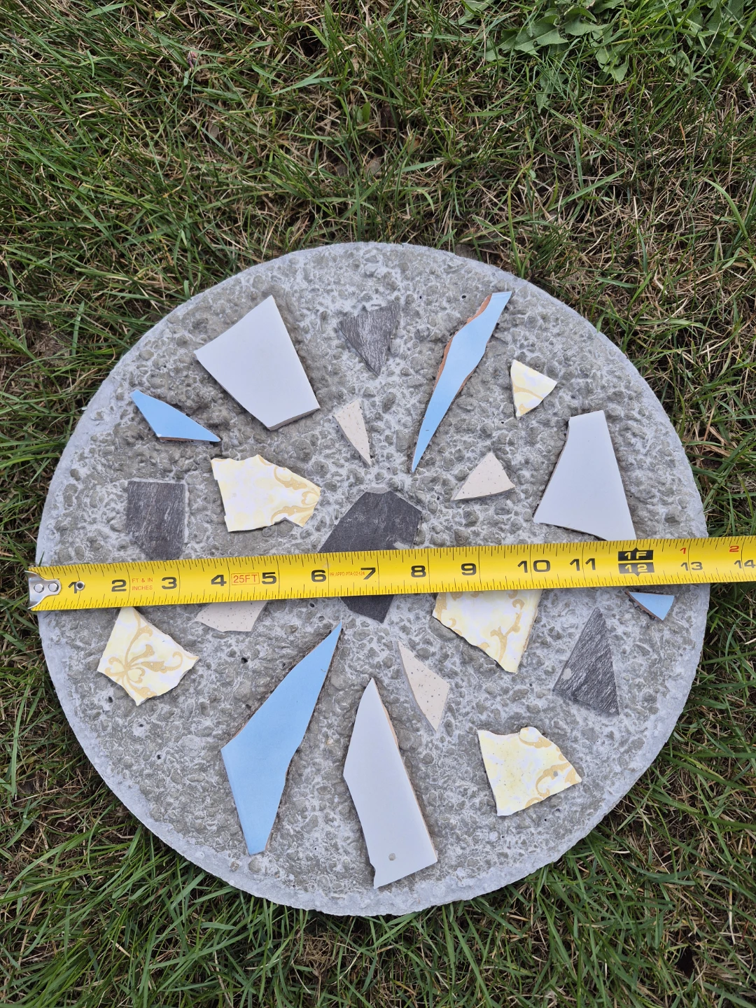 Handmade Mosaic Stepping Stones - photo 2