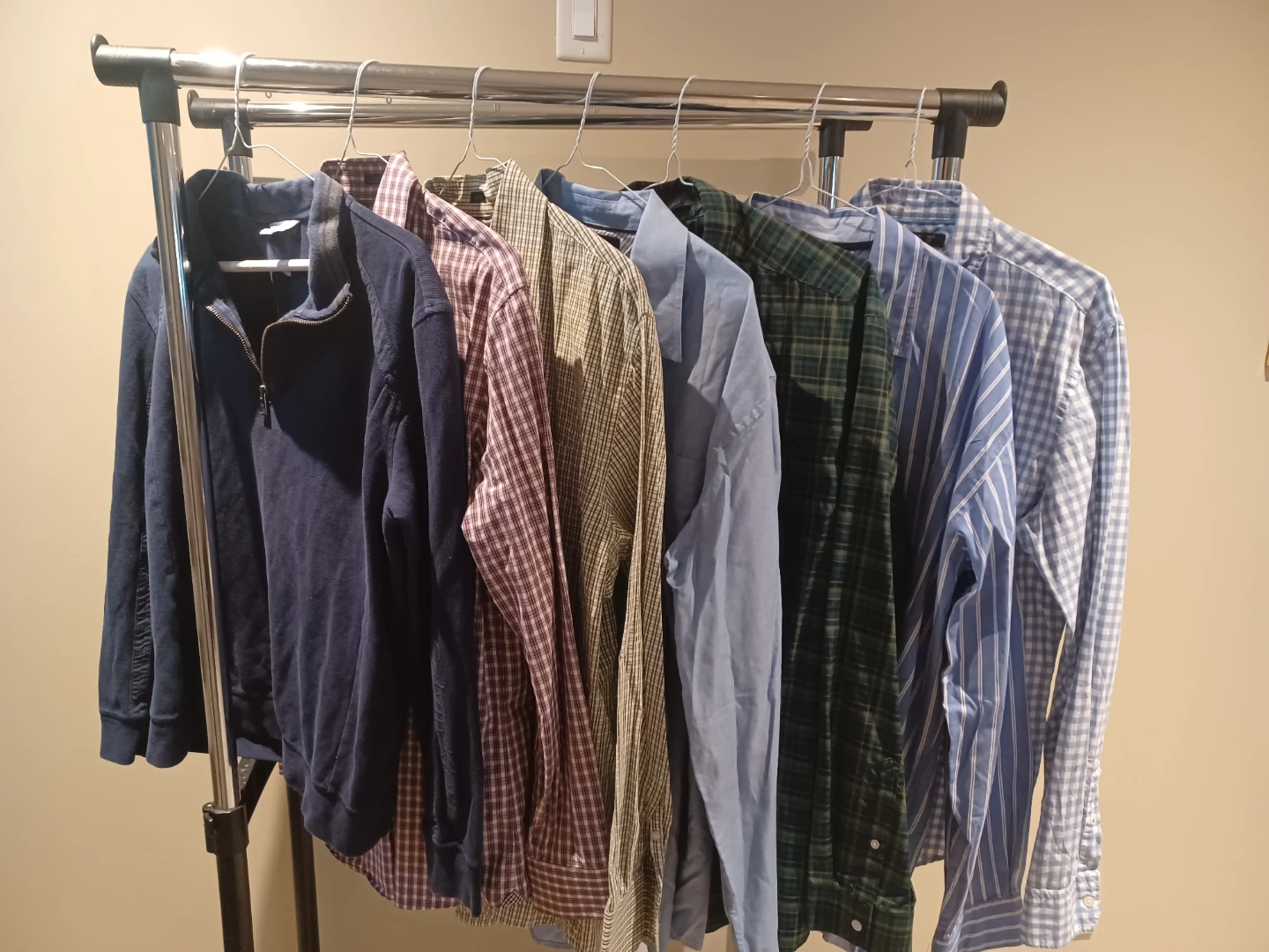 6 brand name men's shirts &1 sweater - photo 3