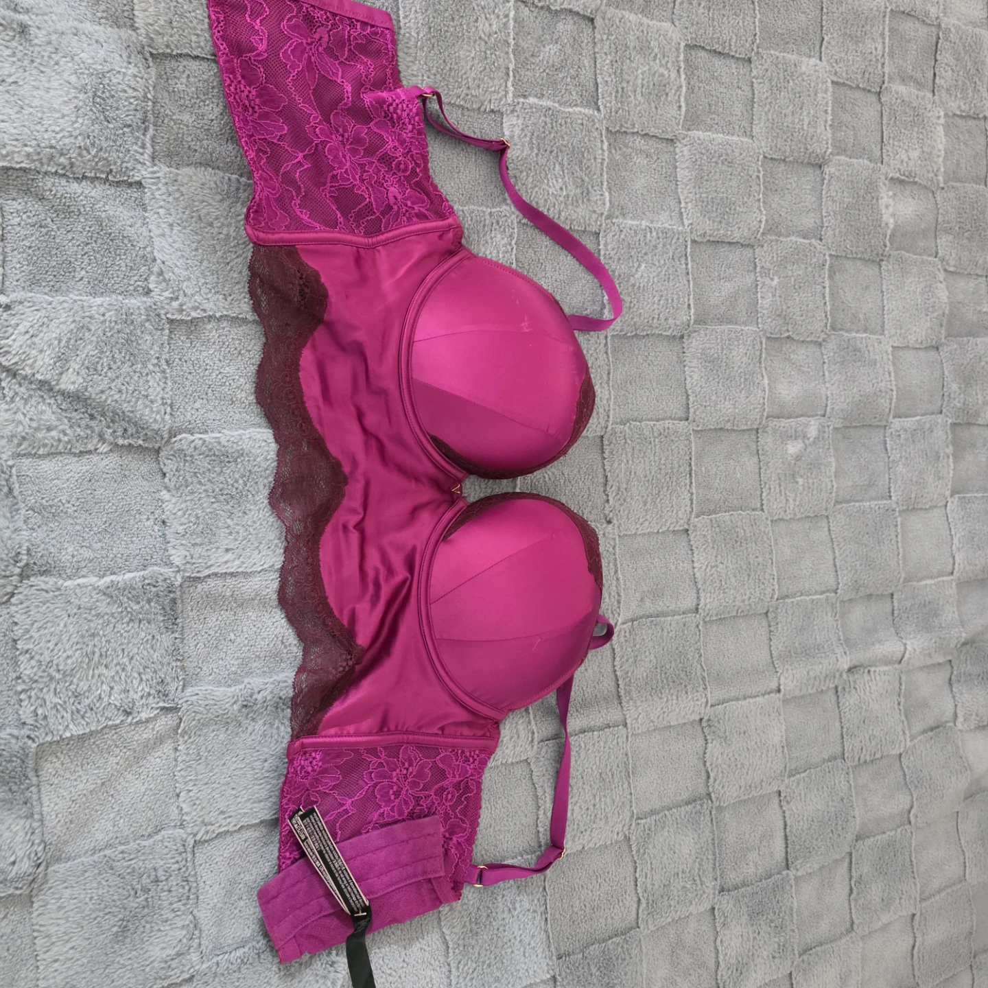 Victoria's Secret Pink Lace Bra 36C - photo 2