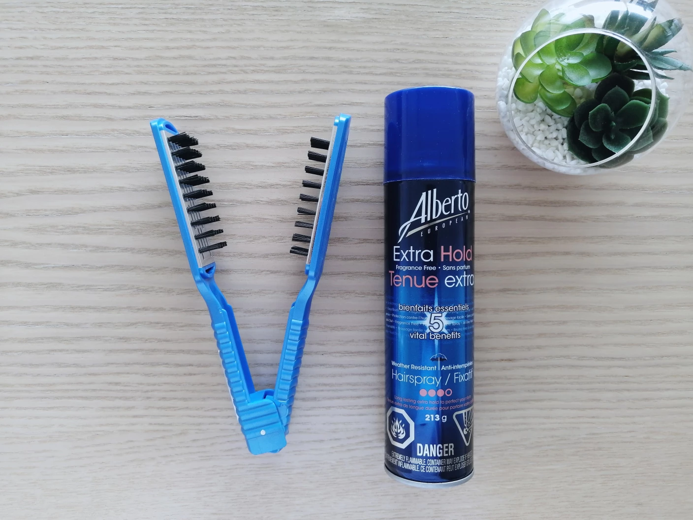 New Hair Brush + Hair Spray Set