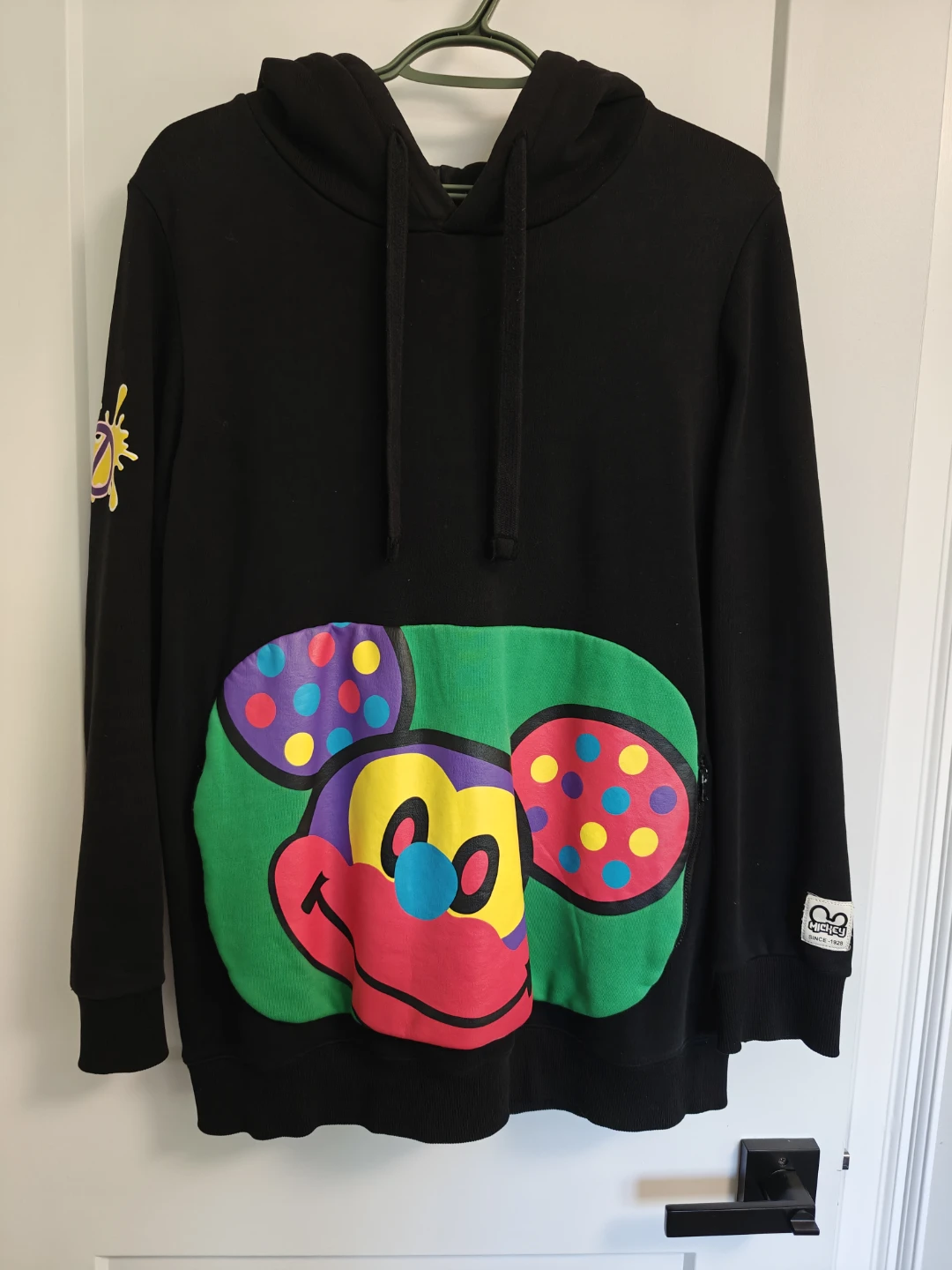 Disney Mickey Mouse Black Hoodie Size 170/92A or Medium