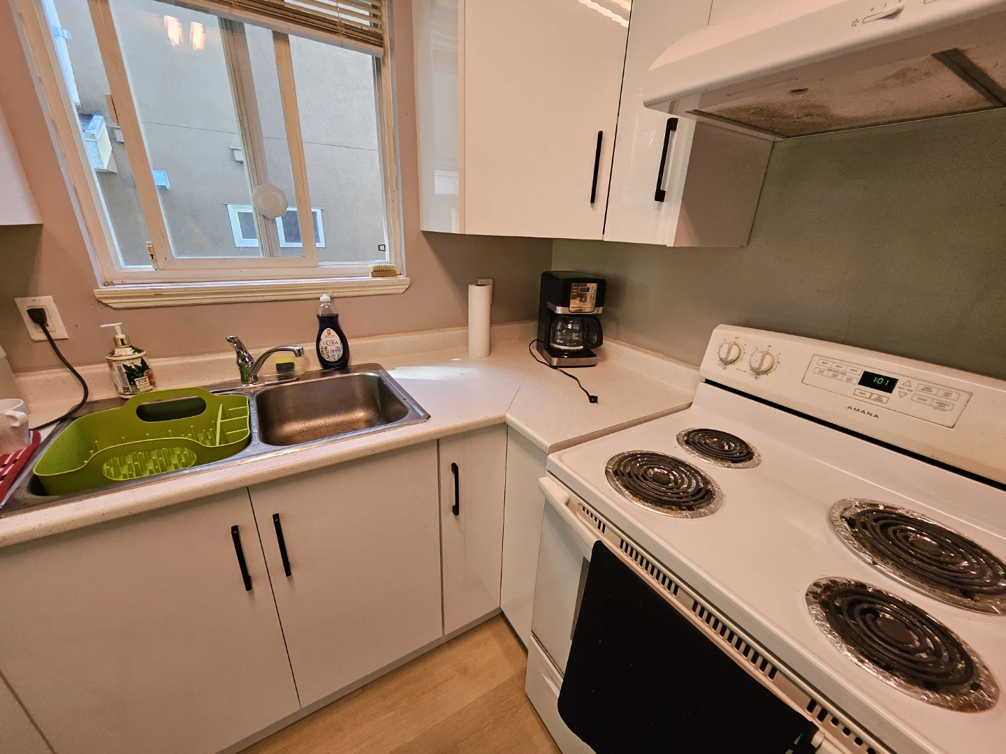 Room for Rent – Surrey / Furnished / Short-Term Available - photo 5