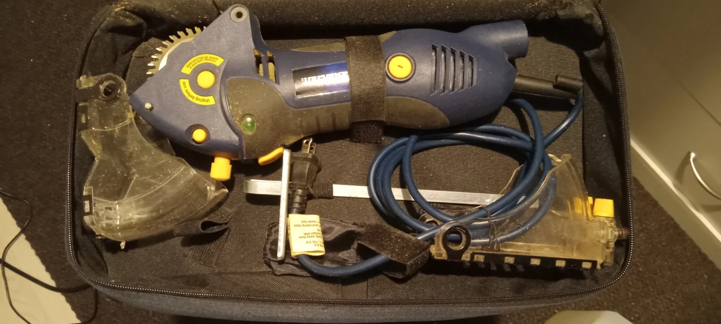 Mastercraft Mini Circular Saw Kit with Blades - photo 3