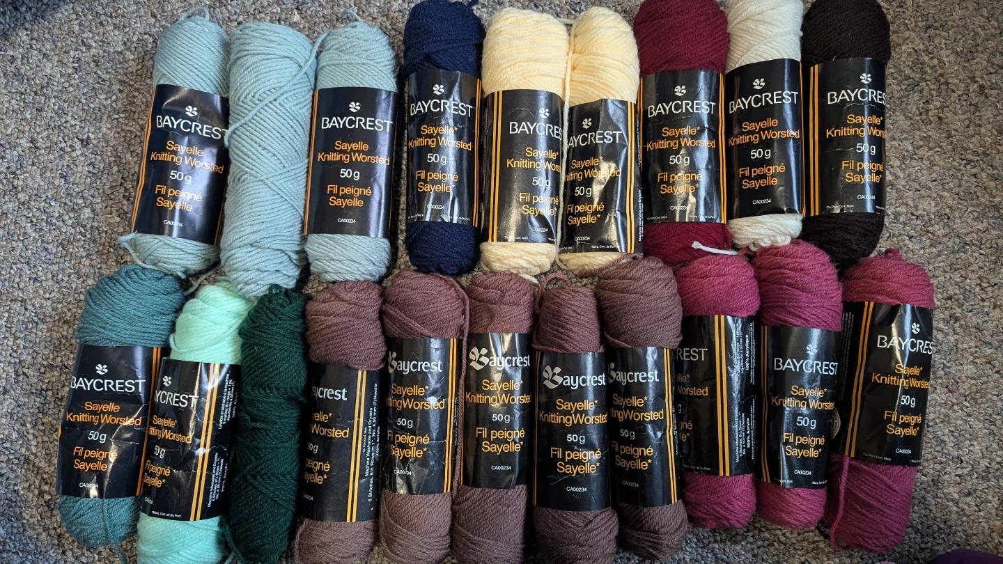 20 skeins - Baycrest Sayelle Knitting Worsted Yarn