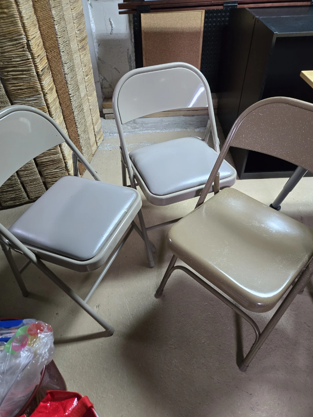 Folding Chairs (Set of 3)