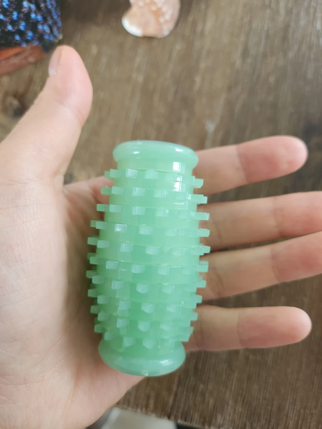Hand massager