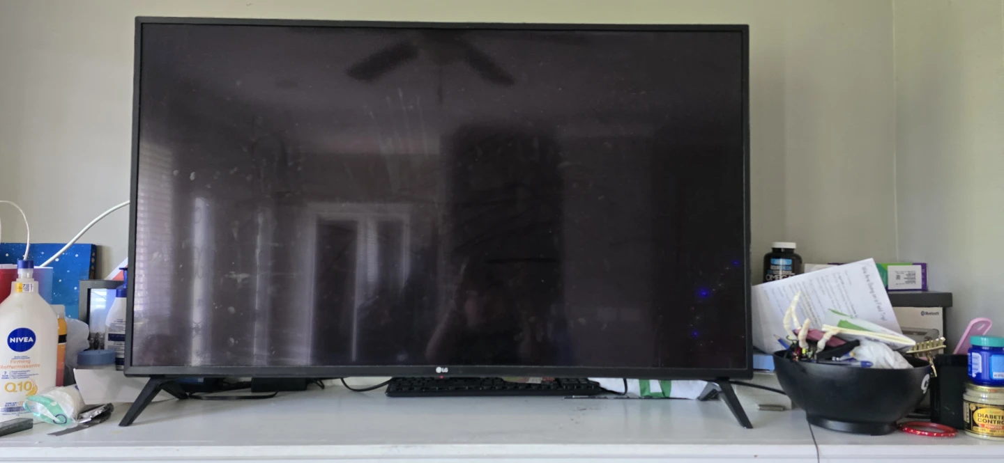 LG Television - photo 5