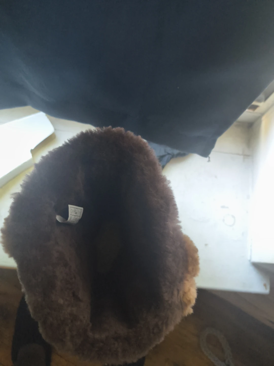 Ugg Brown Puffer Sheepskin Boots Size 6 - photo 5