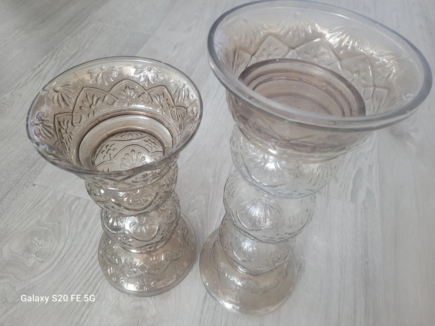 Set of 2 Decorative Glass Candle Holders - photo 2