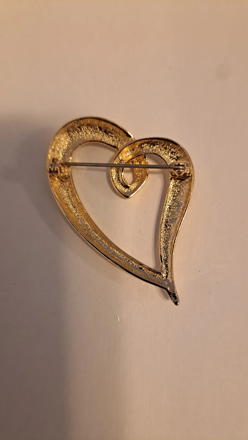 New Gold Tone Heart Brooch with Rhinestones - photo 2