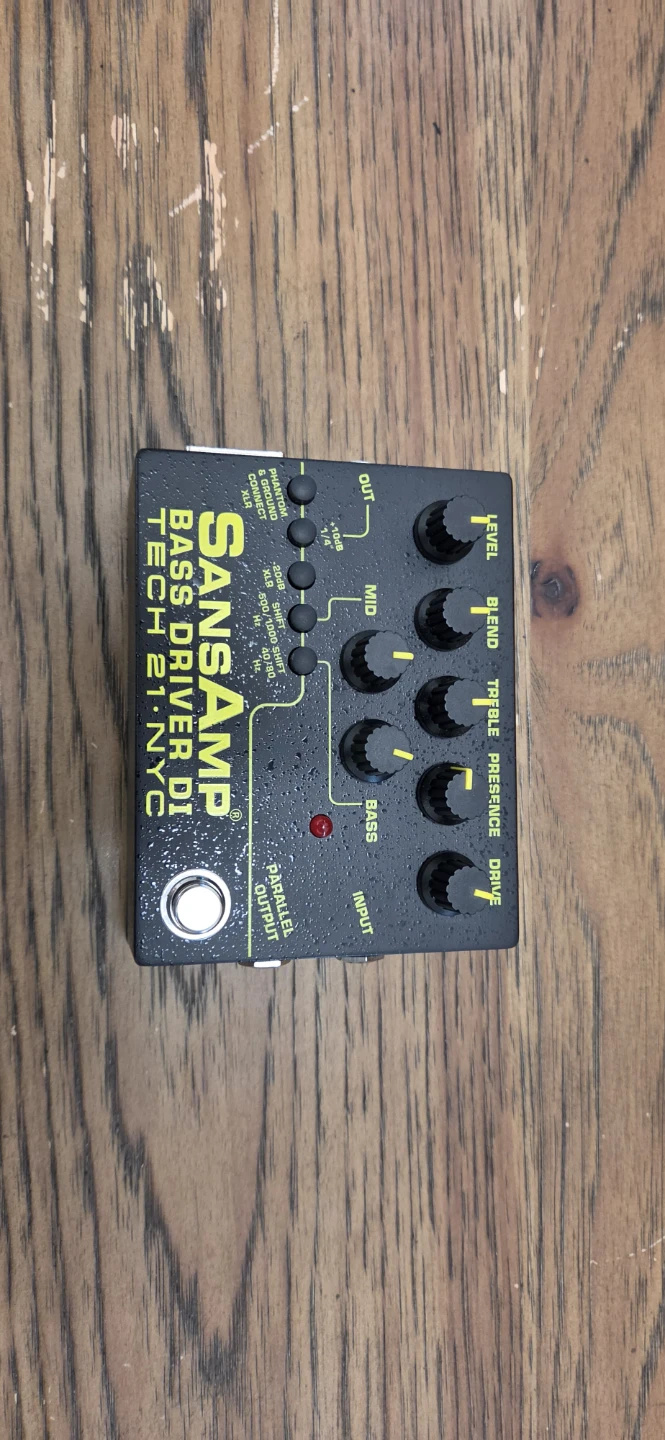 Tech 21 SansAmp Bass Driver DI Pedal