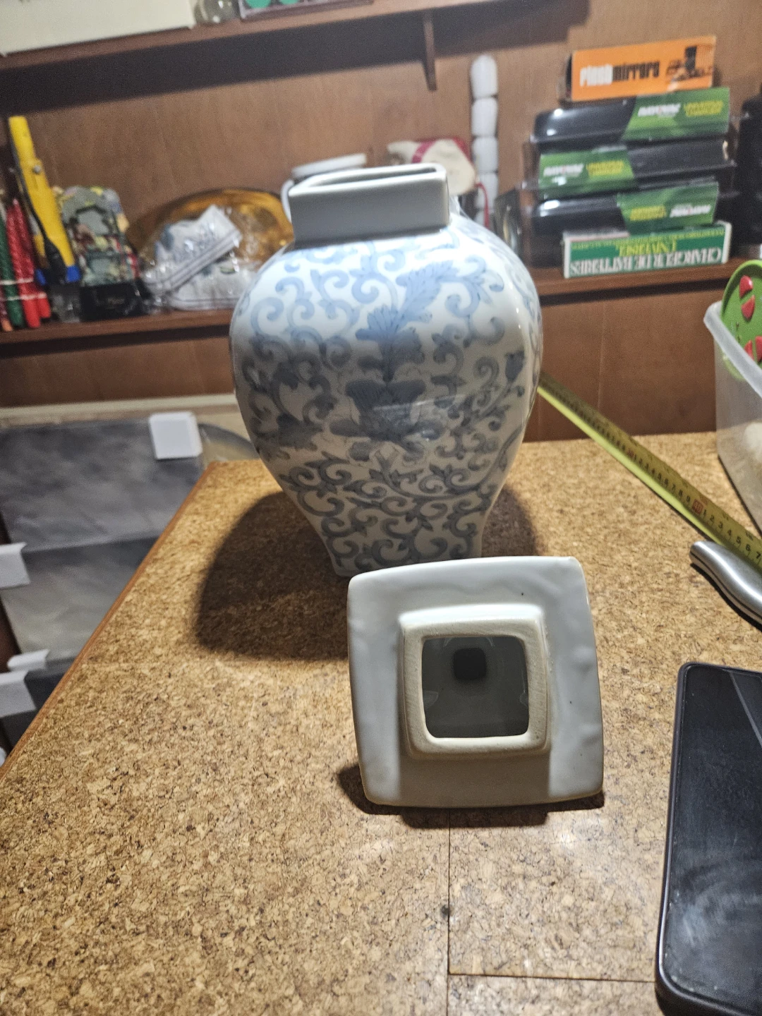 Blue and White Ceramic Ginger Jar with Lid - photo 5