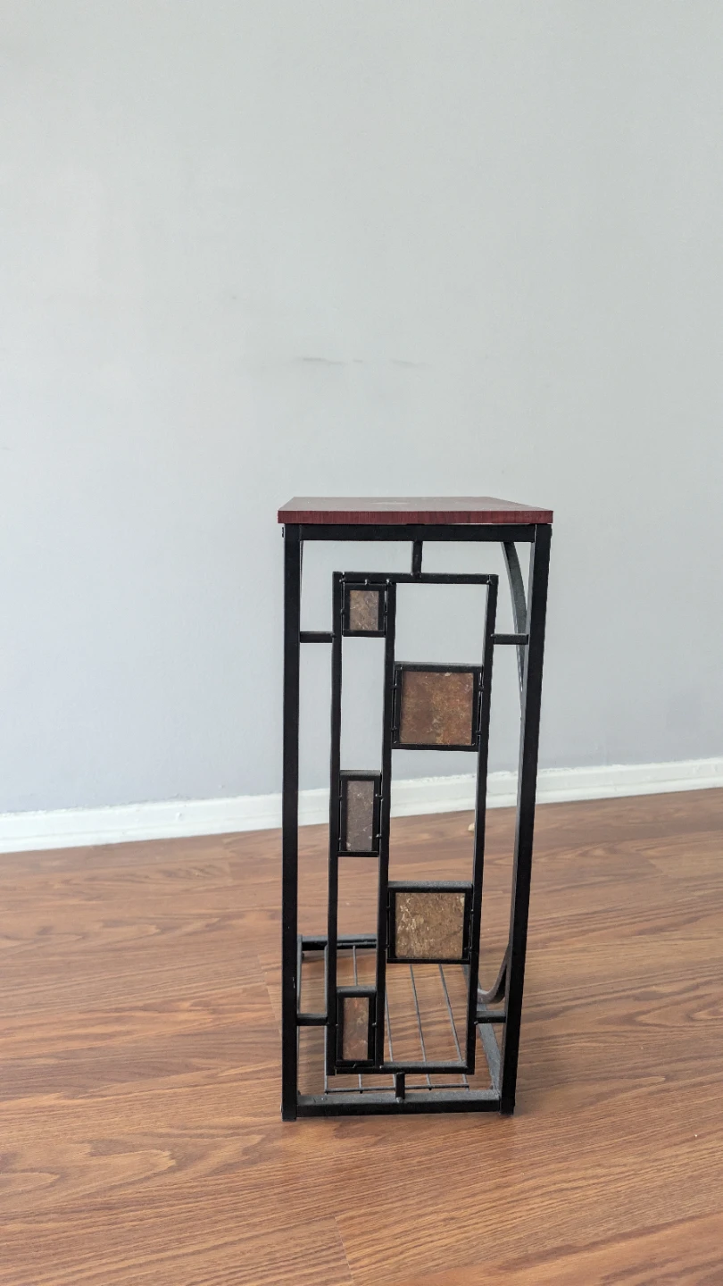 Corner C-Table - have 2 of them - photo 2