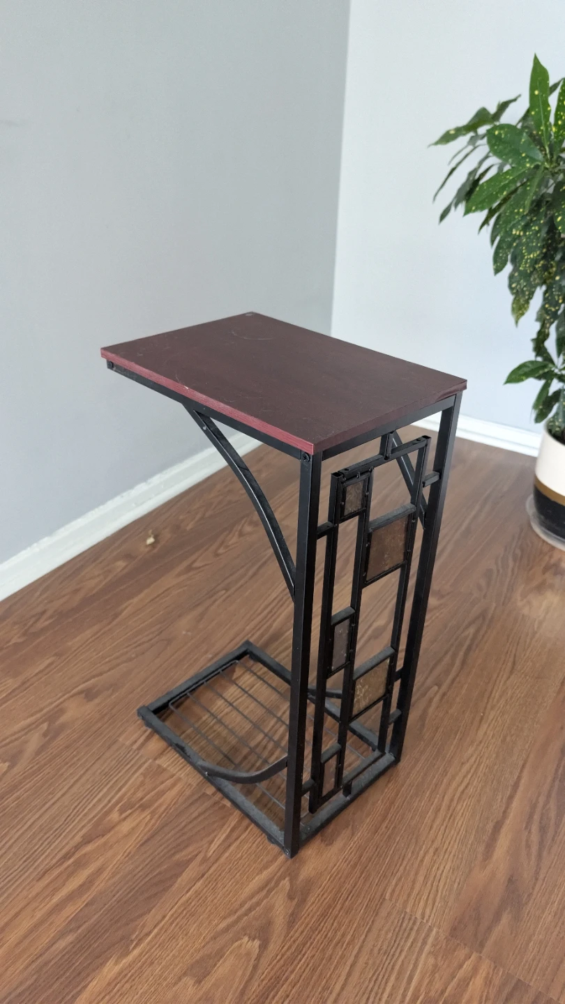 Corner C-Table - have 2 of them - photo 3