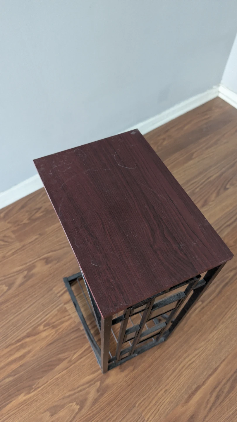 Corner C-Table - have 2 of them - photo 4