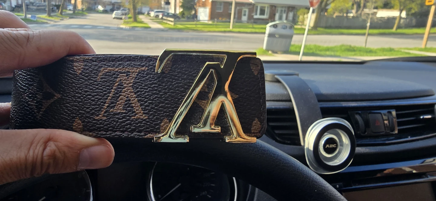 Louis Vuitton Monogram Belt Size 44 (Need Gone Asap)
