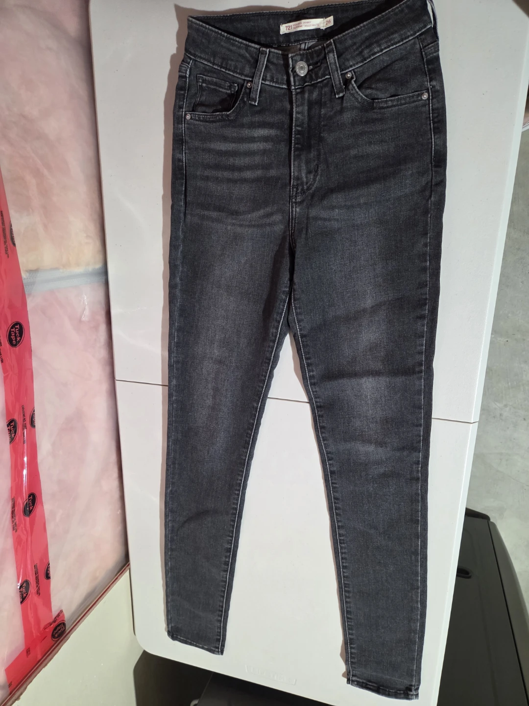 Levi's 721 High Rise Skinny Jeans - Black - Size 26